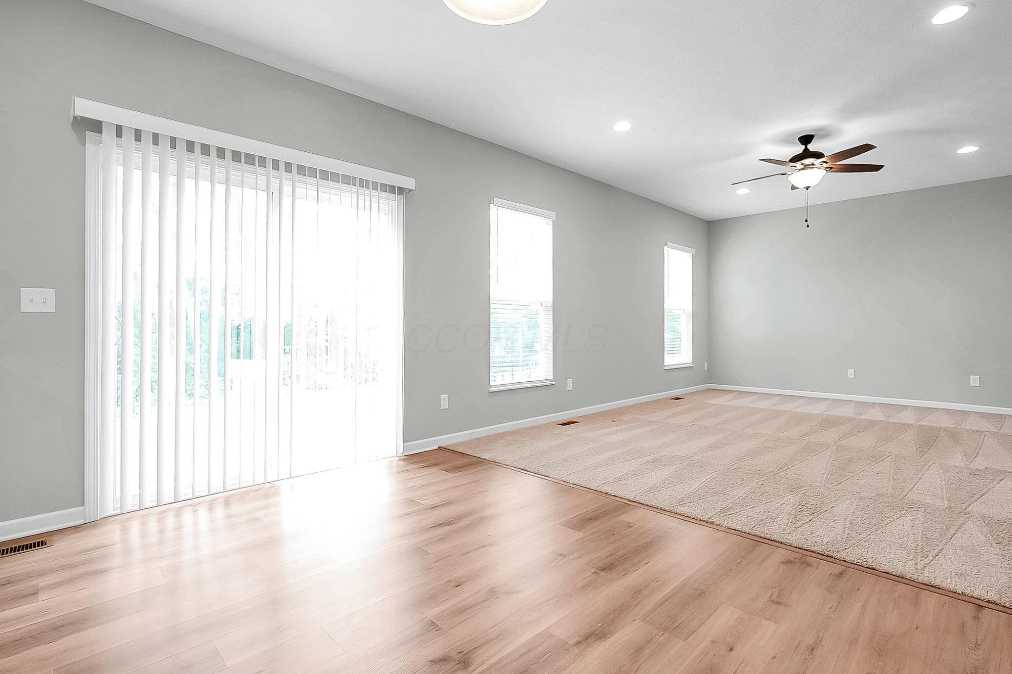 56 Chambers Bay Road Commercial Point, OH 43116 - Photo 12 of 43 living/dining