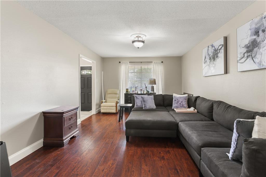 2149 Laurel Avenue Gretna, LA 70056 - Photo 5 of 17