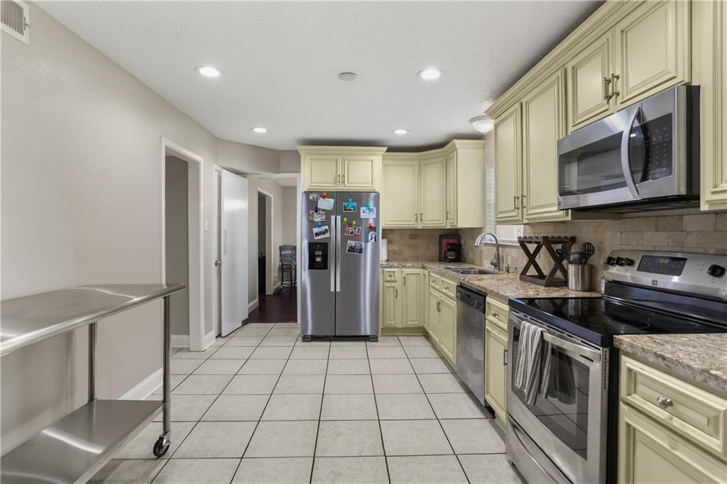 2149 Laurel Avenue Gretna, LA 70056 - Photo 8 of 17