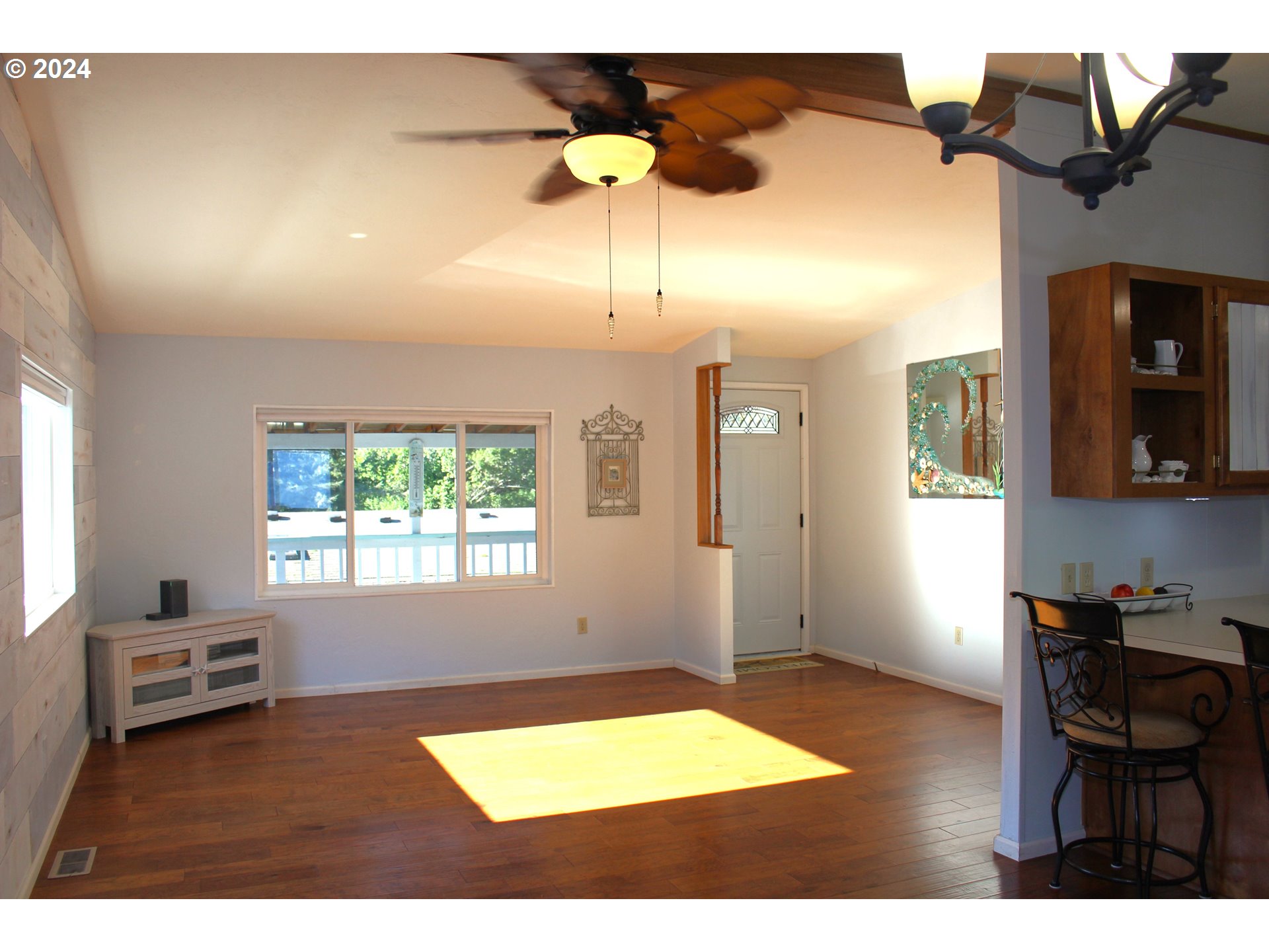 98041 Hallway Road, Unit 21 Brookings, OR 97415 - Photo 14 of 23 Gallery Image 14