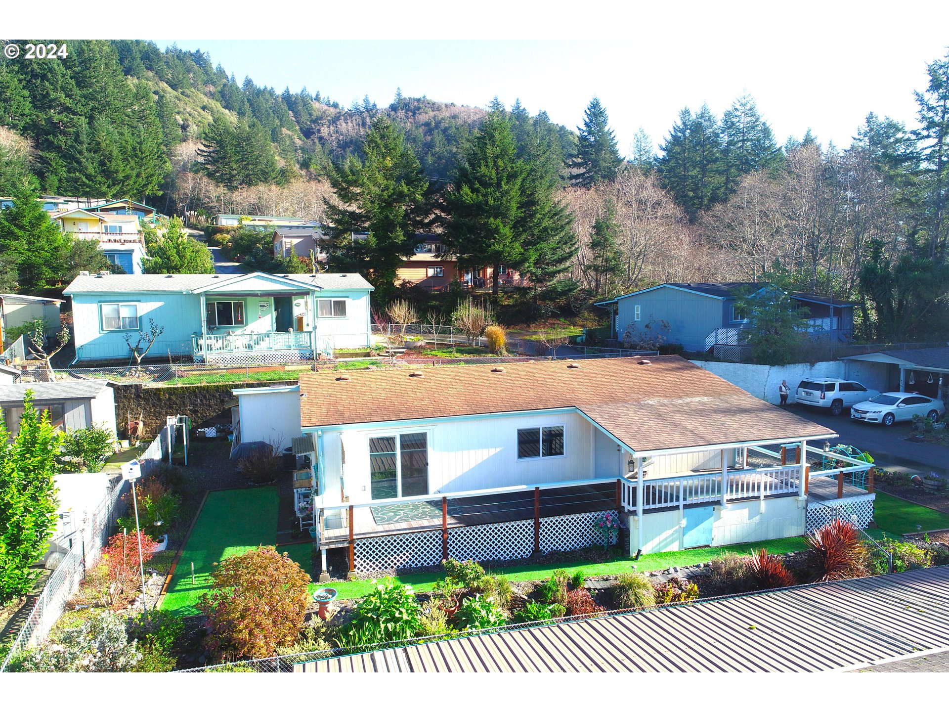 98041 Hallway Road, Unit 21 Brookings, OR 97415 - Photo 3 of 23 Gallery Image 3