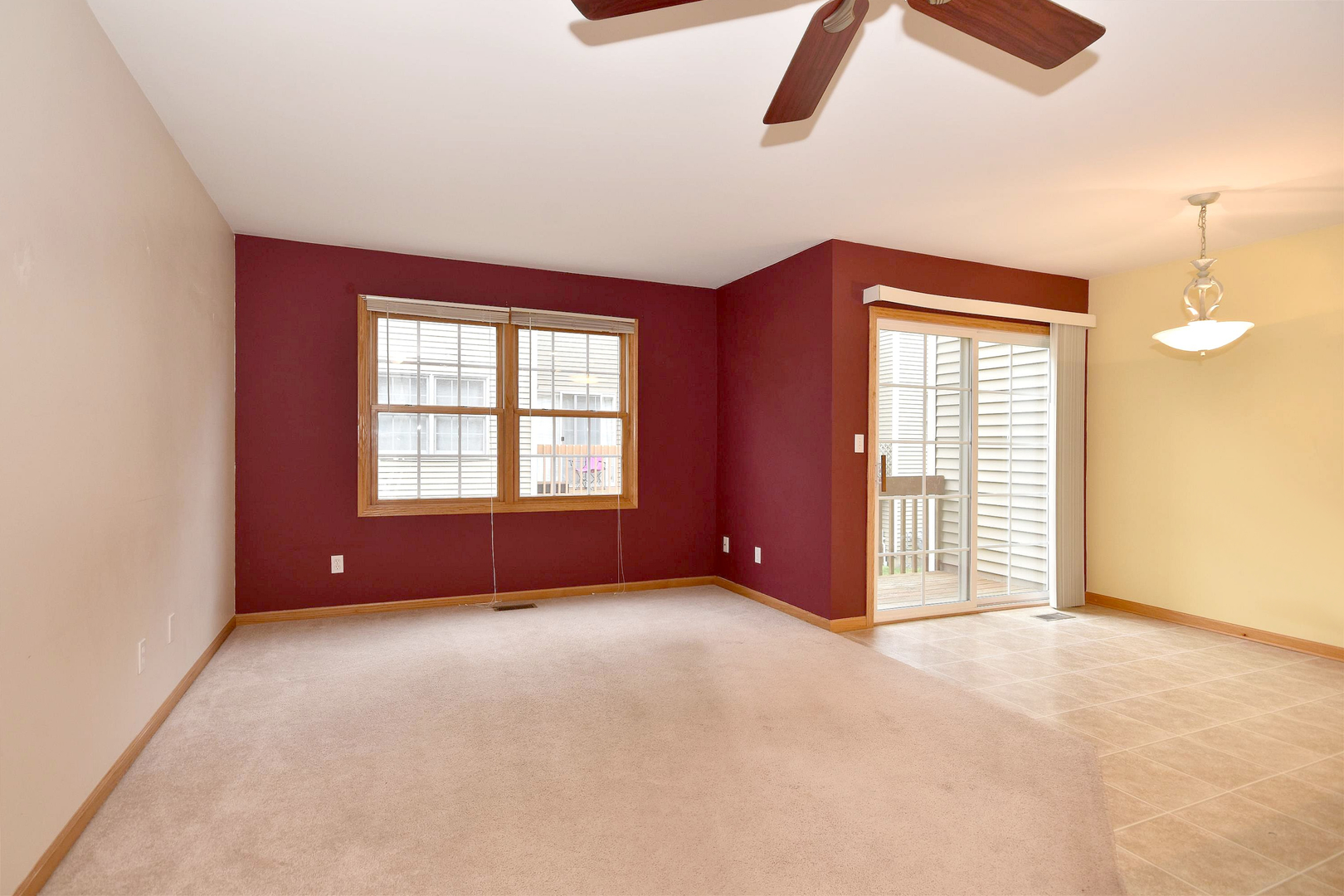 566 South Peace Road Sycamore, IL 60178 - Photo 2 of 26