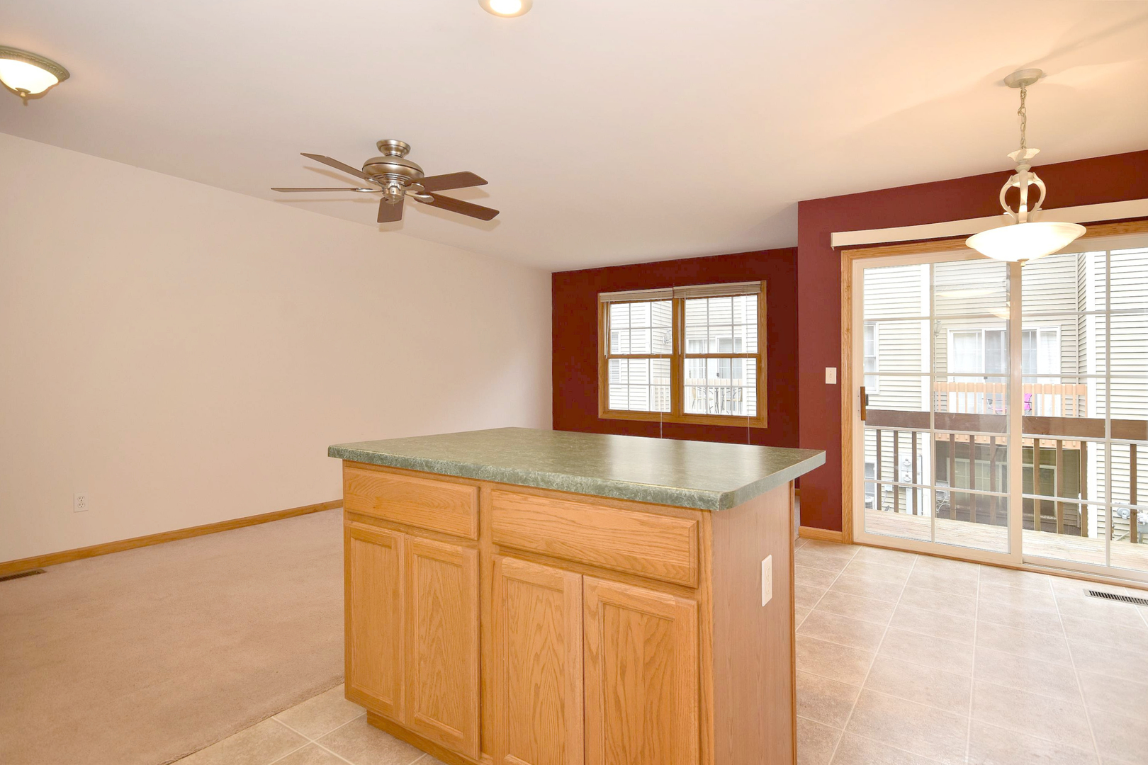 566 South Peace Road Sycamore, IL 60178 - Photo 11 of 26