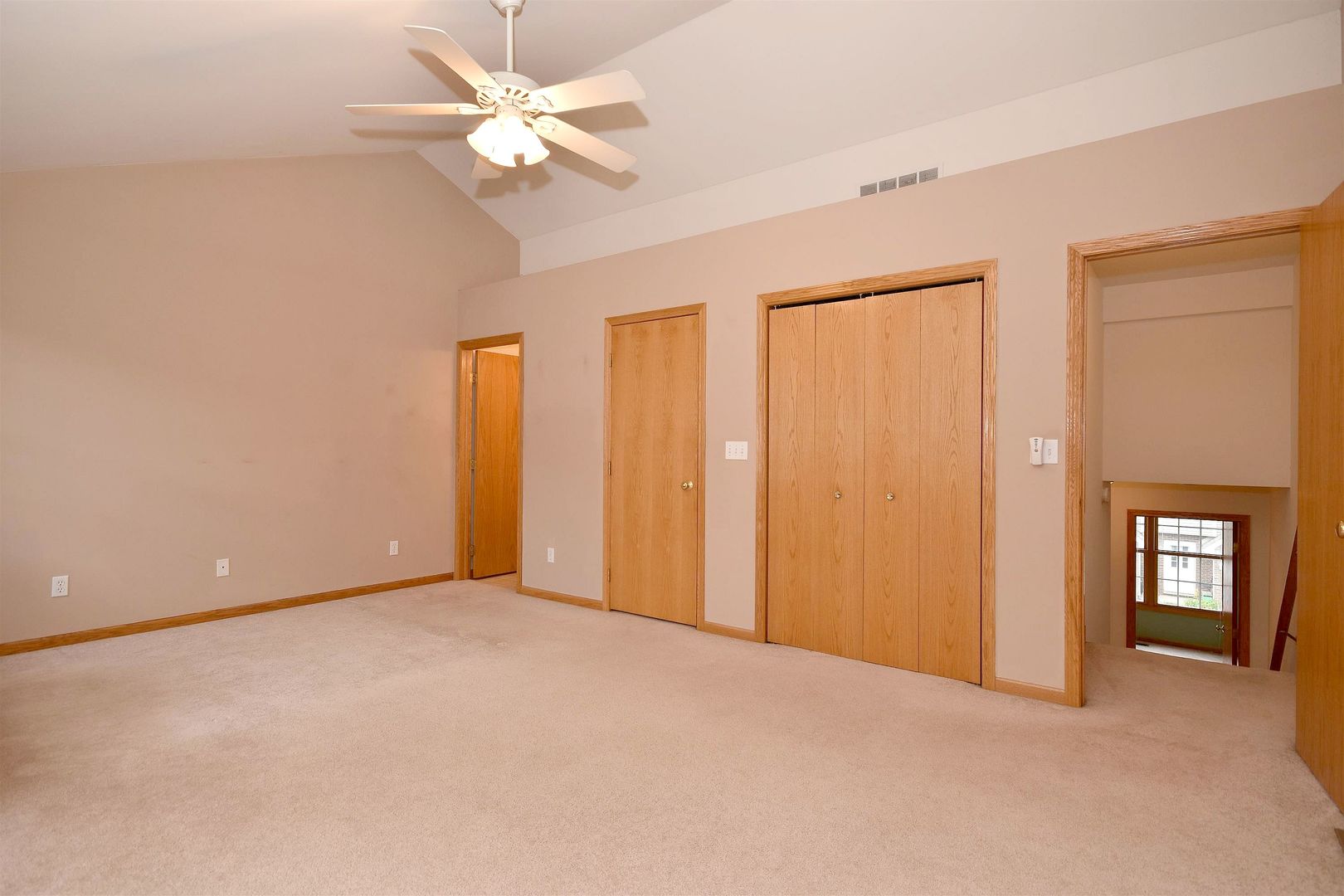 566 South Peace Road Sycamore, IL 60178 - Photo 14 of 26