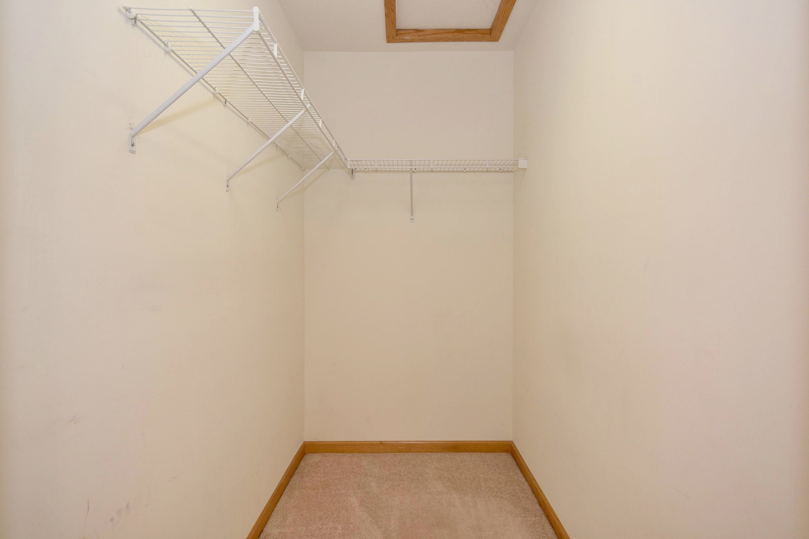 566 South Peace Road Sycamore, IL 60178 - Photo 15 of 26