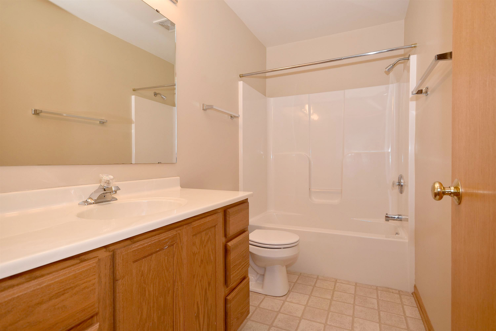 566 South Peace Road Sycamore, IL 60178 - Photo 19 of 26