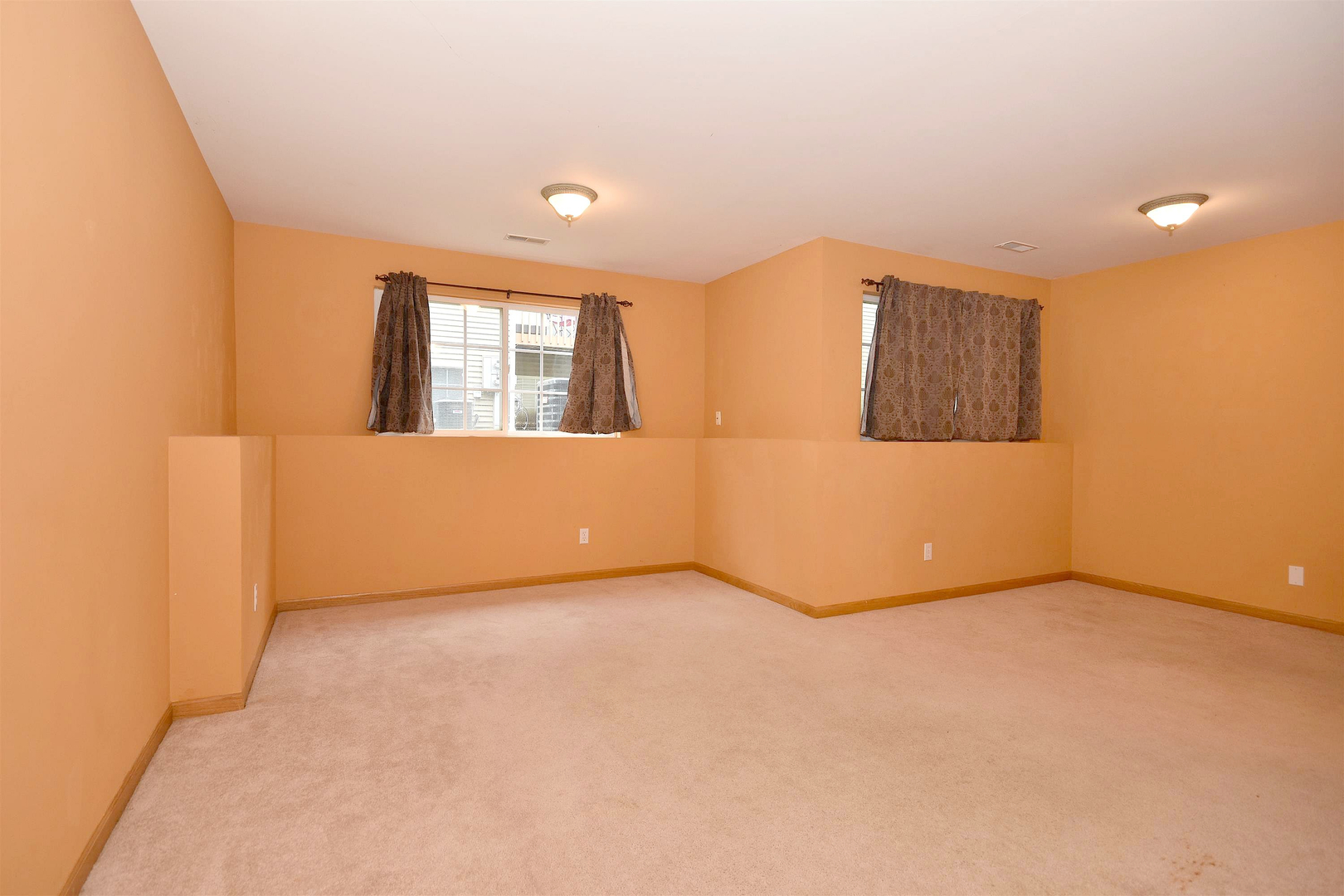 566 South Peace Road Sycamore, IL 60178 - Photo 22 of 26