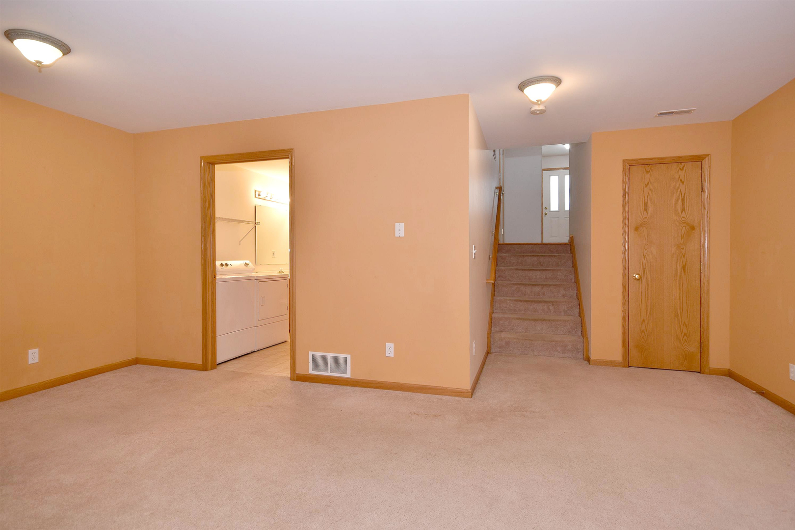 566 South Peace Road Sycamore, IL 60178 - Photo 23 of 26