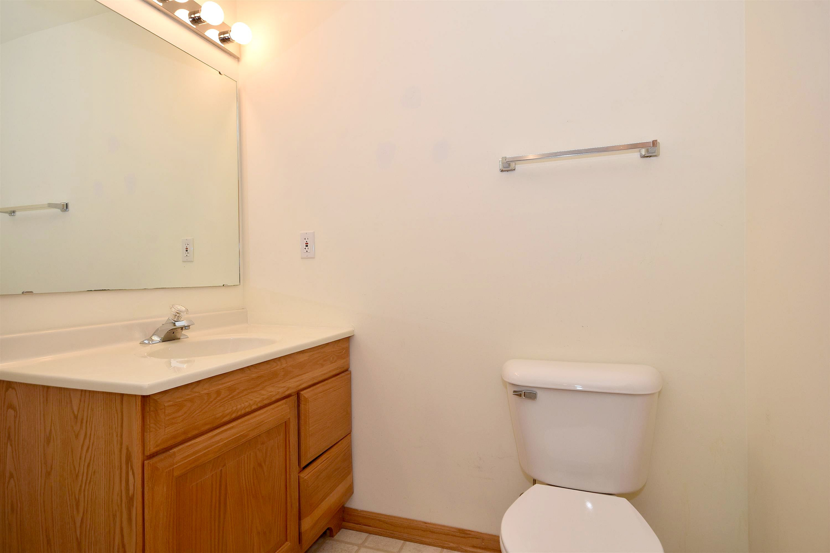 566 South Peace Road Sycamore, IL 60178 - Photo 24 of 26