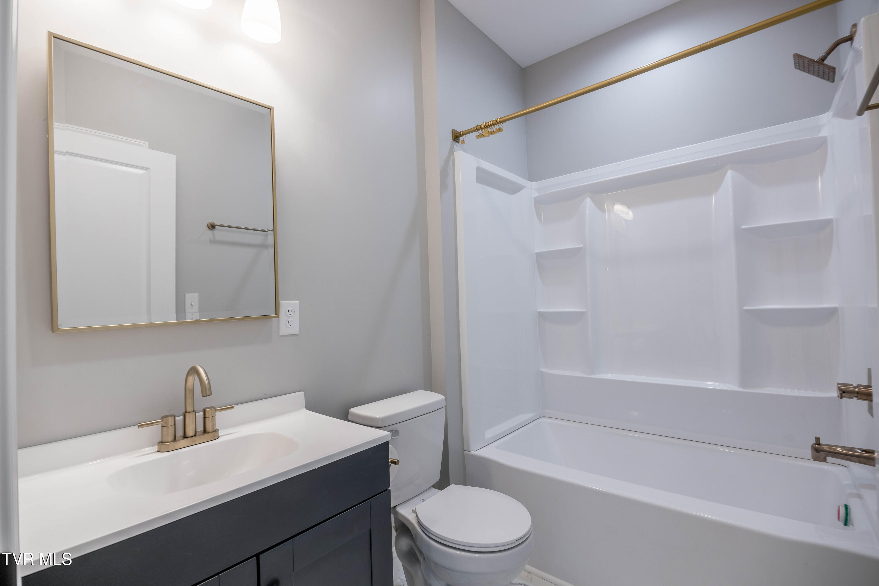 550 Gibson Loop Afton, TN 37616 - Photo 21 of 29 087A9863-HDR