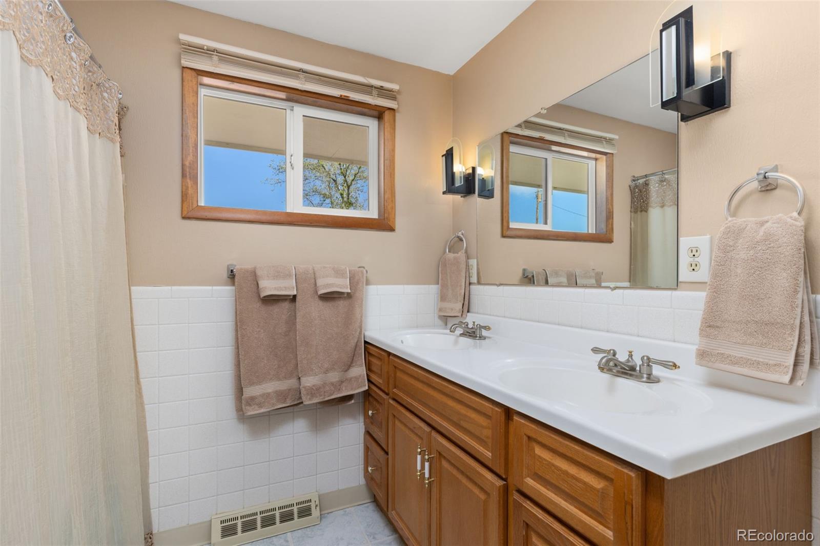 218 Bothun Road Berthoud, CO 80513 - Photo 13 of 35 Gallery Image 13