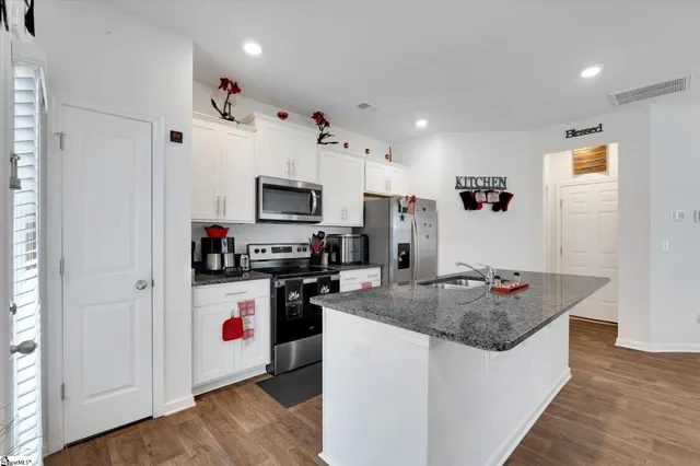 $229,900 | 439 Sea Grit Court, Greer, SC 29650