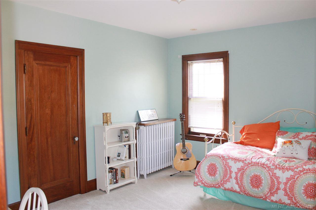1242 Devonshire Road Grosse Pointe Park, MI 48230 - Photo 37 of 70