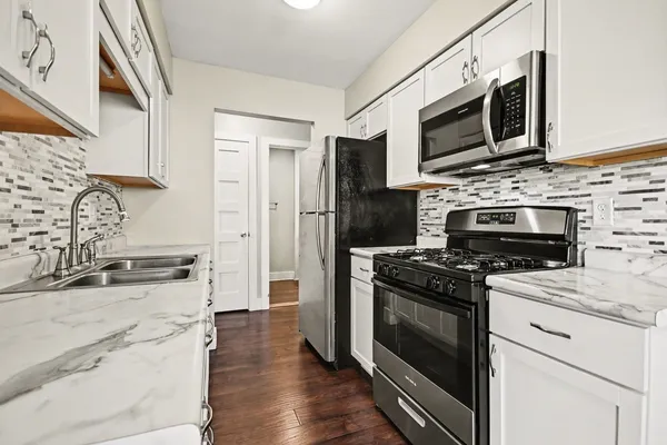 $265,999 | 2311 Bluebell Court, Aurora, IL 60506