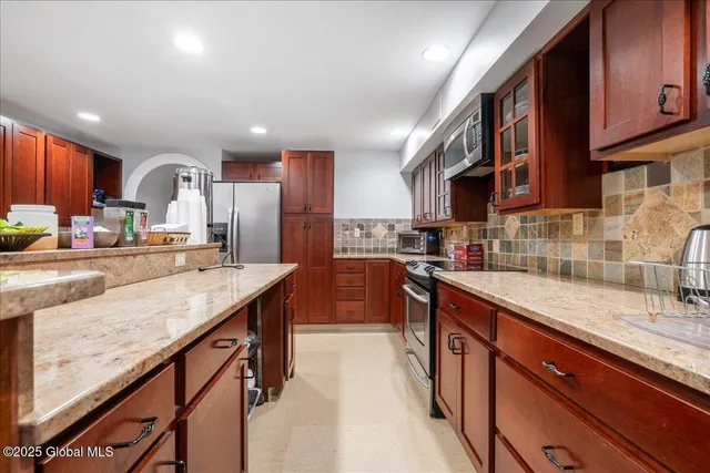 $489,000 | 281 Washington Avenue, Albany, NY 12206