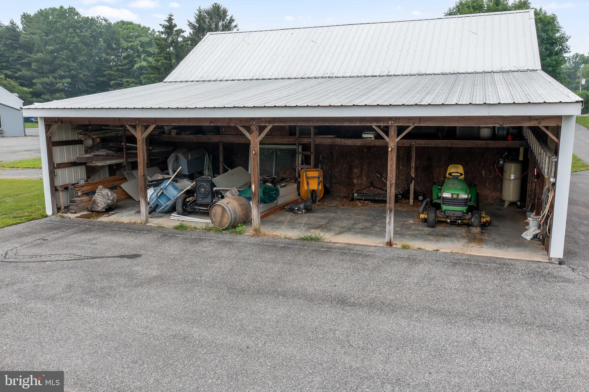 284 Little New York Road Rising Sun, MD 21911 - Photo 42 of 61 Lean-to in back of pole barn