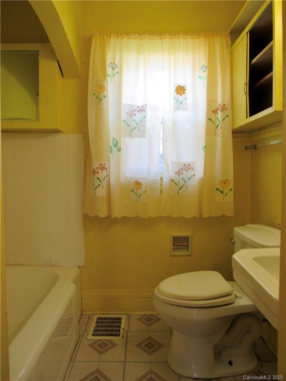 1105 Carter Street, Unit 3 High Point, NC 27260 - Photo 13 of 25 Gallery Image 13