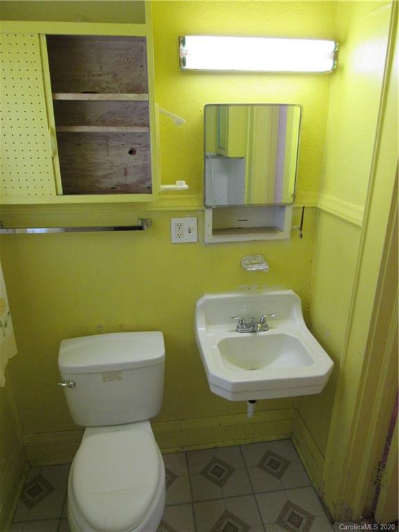 1105 Carter Street, Unit 3 High Point, NC 27260 - Photo 14 of 25 Gallery Image 14