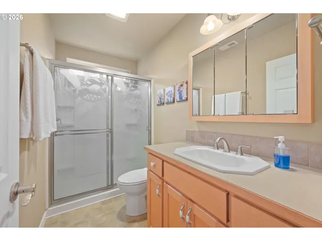 $789,000 | 43950 McKenzie Highway, Walterville, OR 97489