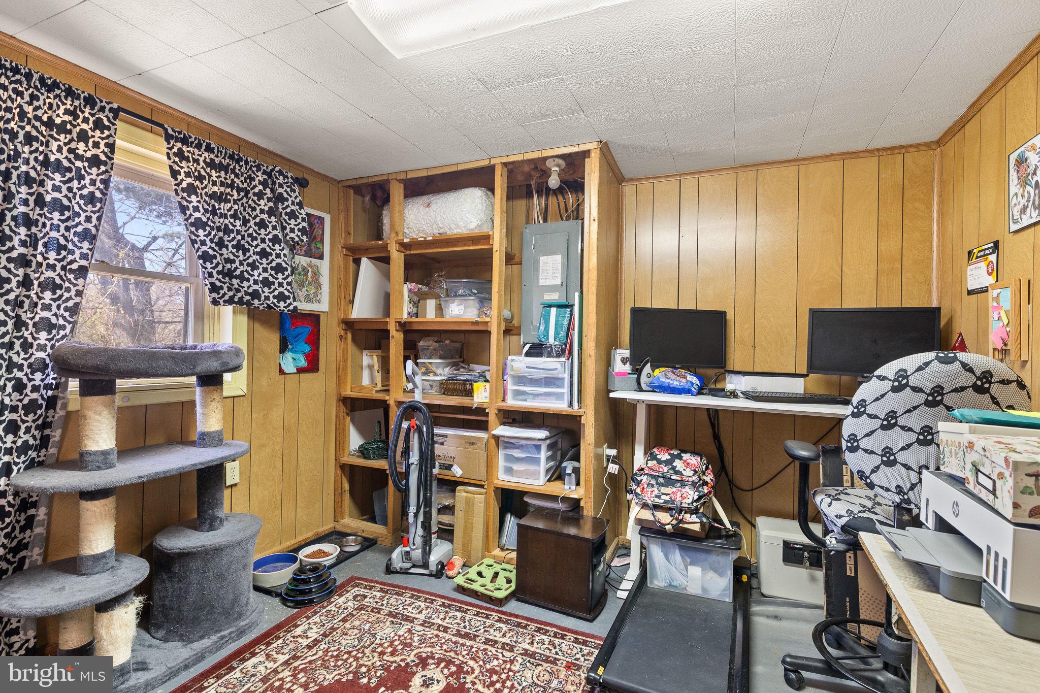 6794 Ottobine Road Dayton, VA 22821 - Photo 23 of 32 a very nice looking room with many windows