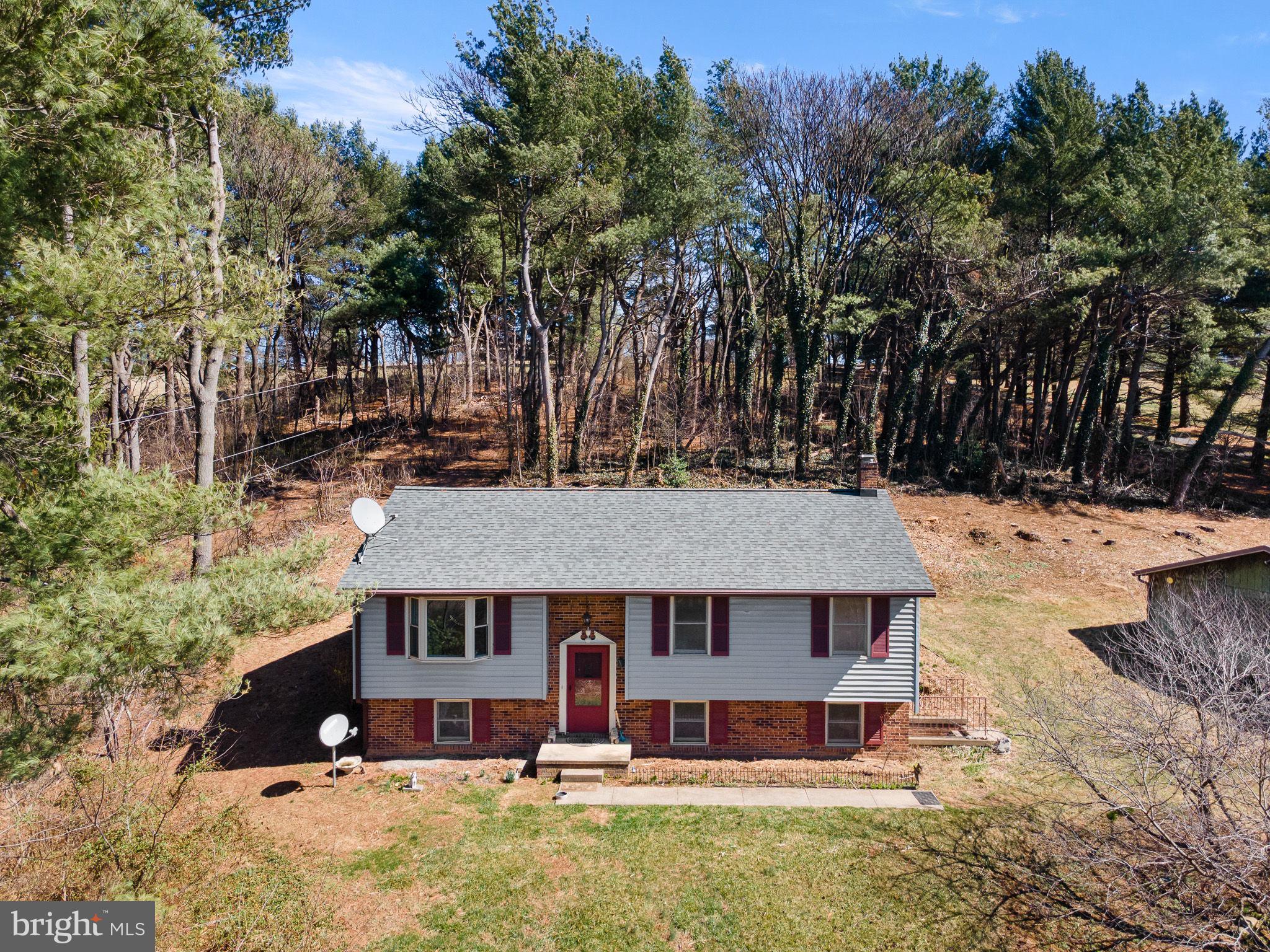 6794 Ottobine Road Dayton, VA 22821 - Photo 3 of 32 front view of a house with a yard