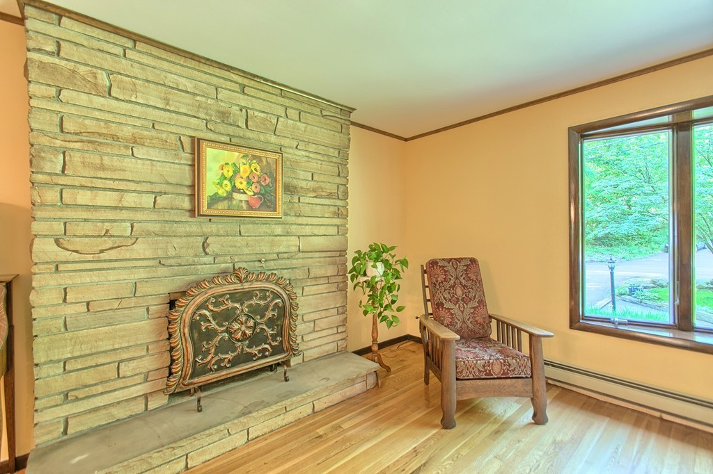 45 Pine Ridge Road Westford, MA 01886 - Photo 4 of 30 Gallery Image 4