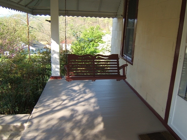 1406 Craig Robertson Road Southeast Roanoke, VA 24014 - Photo 18 of 25 Front Porch