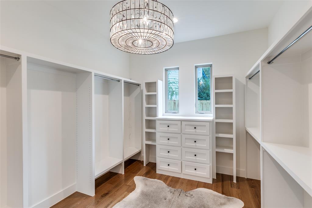 11131 Hillcrest Road Dallas, TX 75230 - Photo 14 of 24 walk in closet with window