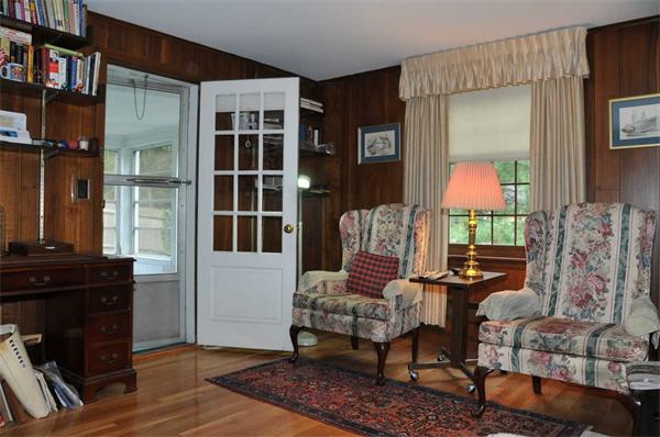 3 Swarthmore Road Wellesley, MA 02482 - Photo 9 of 20 Gallery Image 9