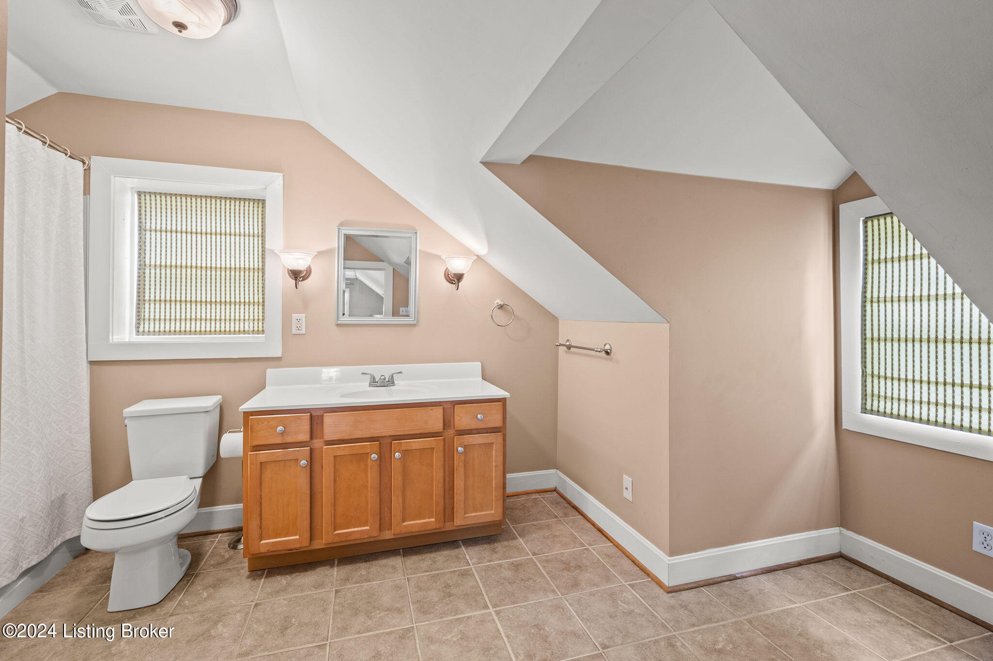 3007 Dundee Road Louisville, KY 40205 - Photo 27 of 40 27-web-or-mls-3007-dundee-rd