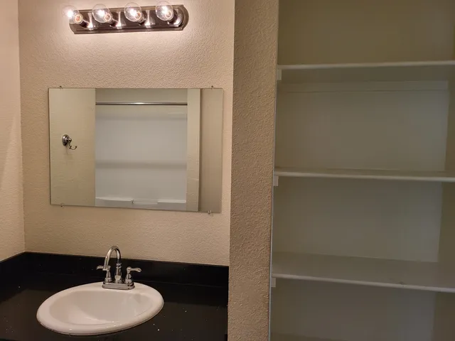 $1,750 | 21155 Gosling Road, Unit 17A, Spring, TX 77388