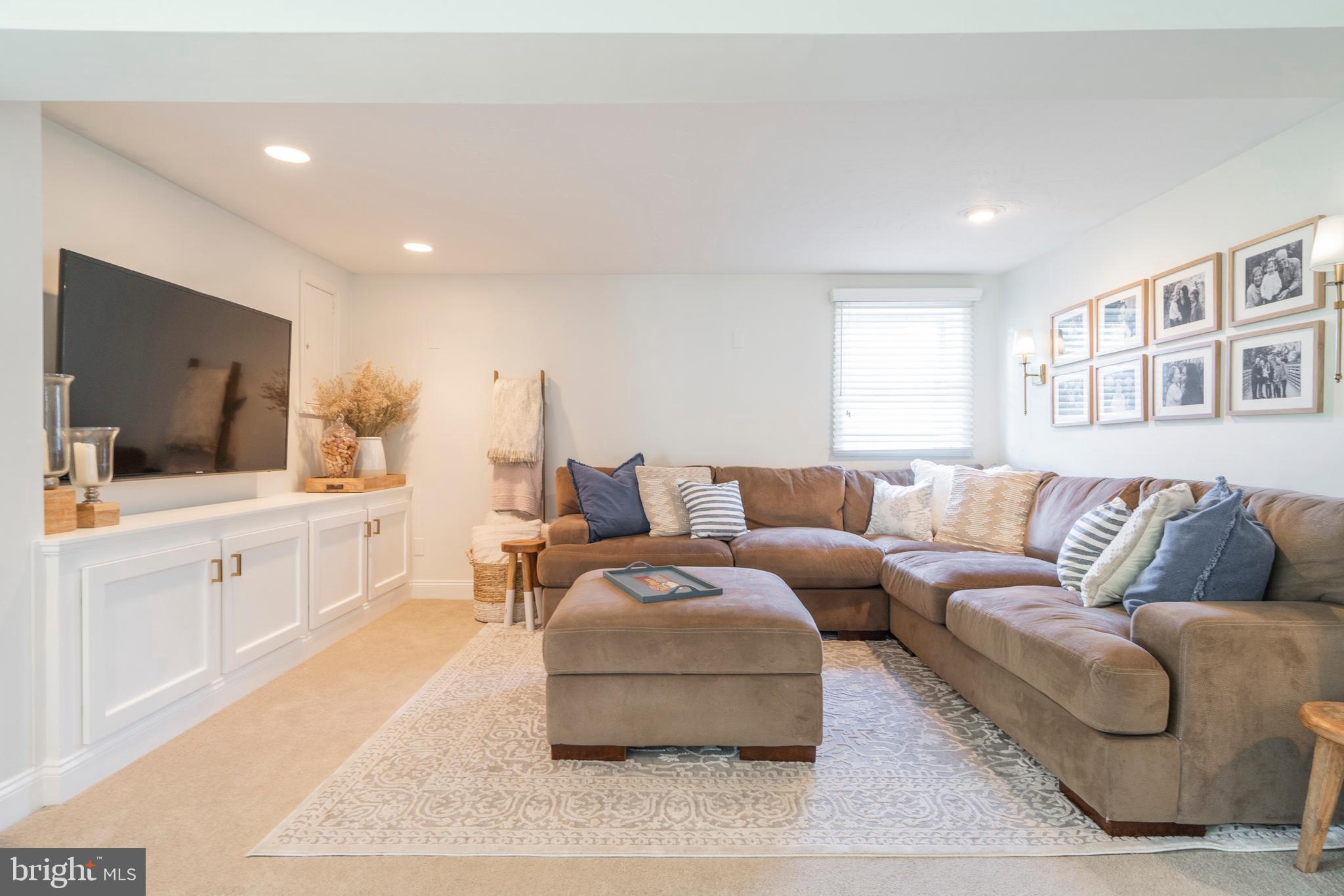 1363 Partridge Road Abington, PA 19001 - Photo 14 of 36 Family Room