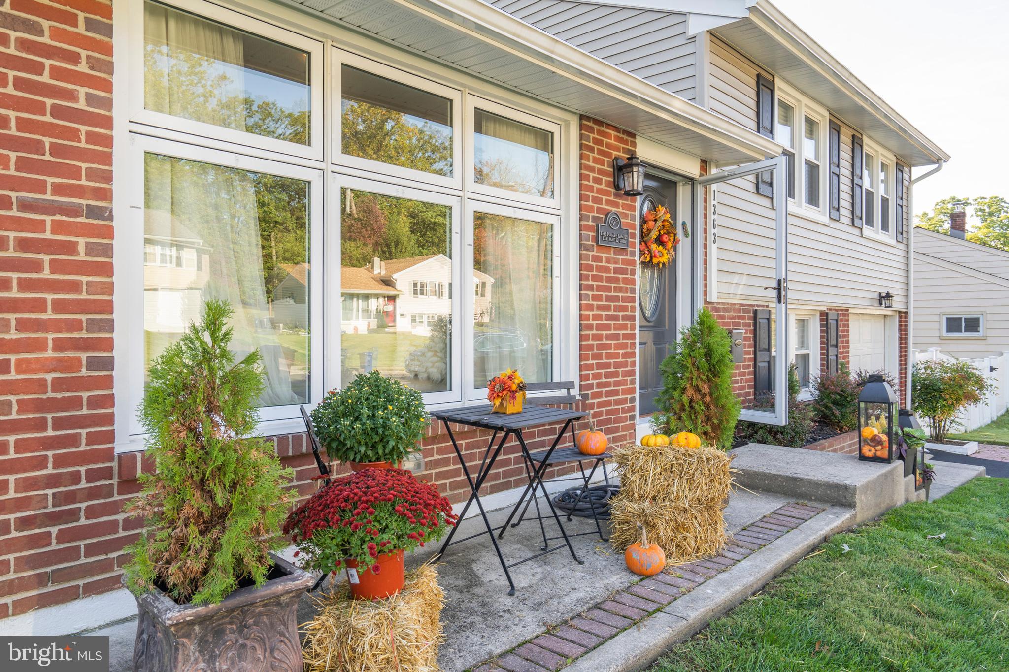 1363 Partridge Road Abington, PA 19001 - Photo 3 of 36 Brick and vinyl siding exterior