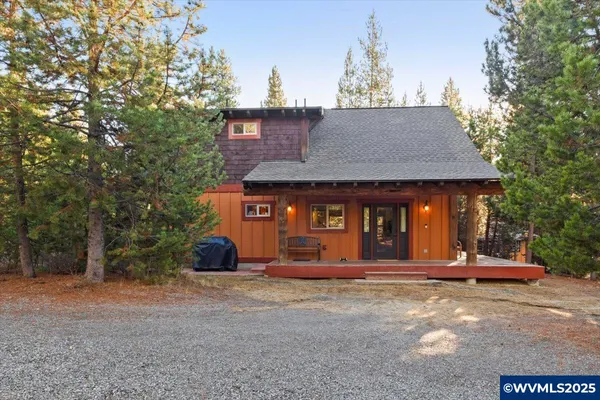 $619,000 | 141152 Crescent Moon Drive, Crescent Lake, OR 97733