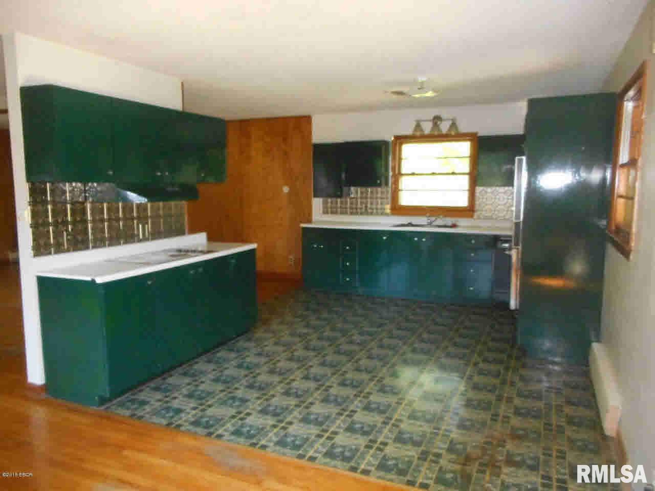 1001 West Brewster Road Herrin, IL 62948 - Photo 13 of 35 Gallery Image 13
