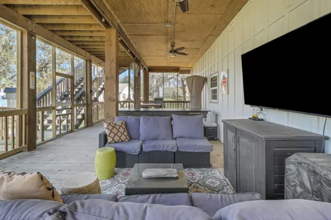 $449,900 | 171 Kings Way, Coldspring, TX 77331