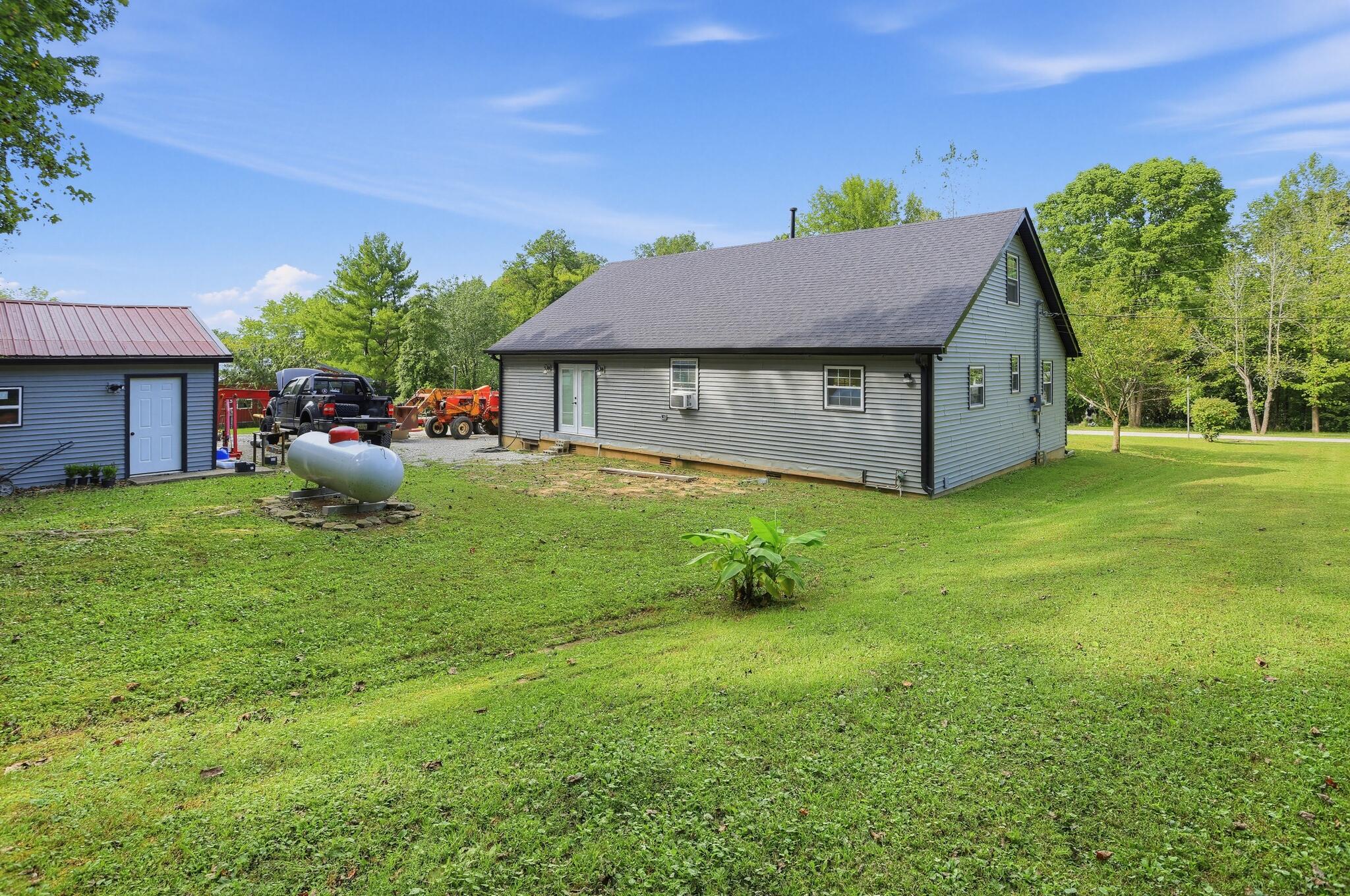 273 Coopers Point Road Leitchfield, KY 42754 - Photo 9 of 29 07_273_Coopers_Point_Rd-Exterior-7772