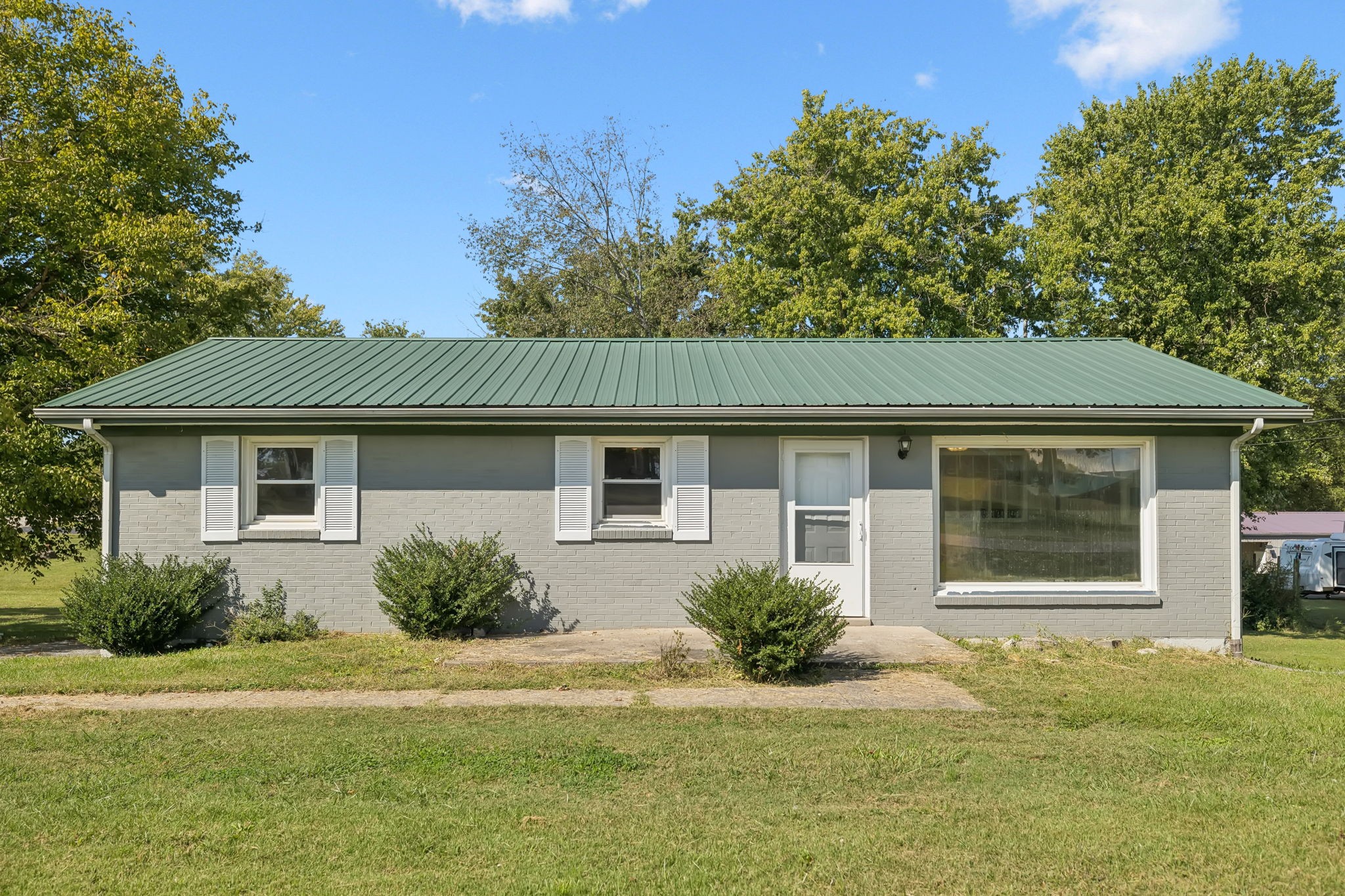 54 Ferguson Hill Road Lafayette, TN 37083 - Photo 2 of 31