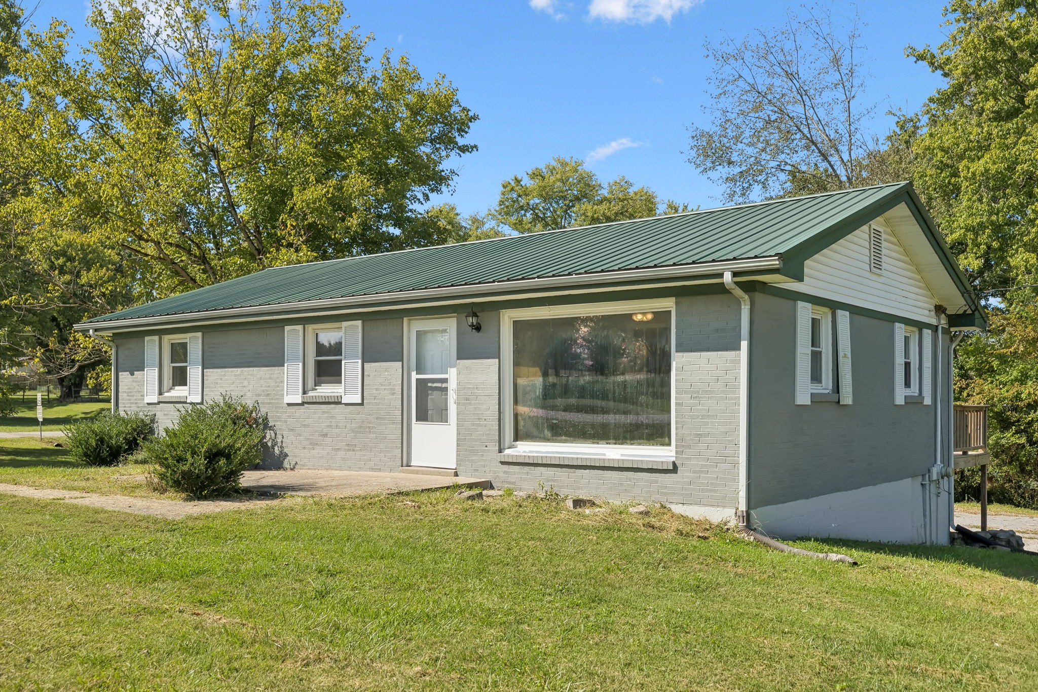 54 Ferguson Hill Road Lafayette, TN 37083 - Photo 3 of 31