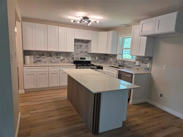 $295,000 | 501 White Street, Whitesboro, TX 76273