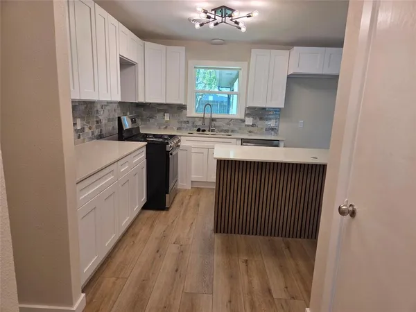$295,000 | 501 White Street, Whitesboro, TX 76273