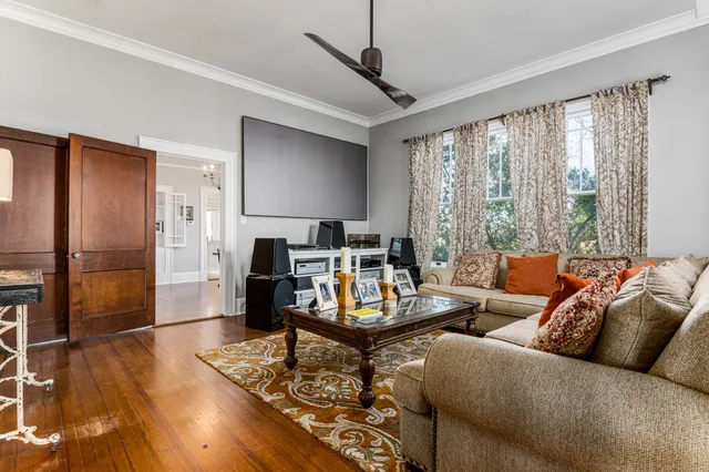 $889,000 | 1008 San Antonio Road, Crockett, TX 75835