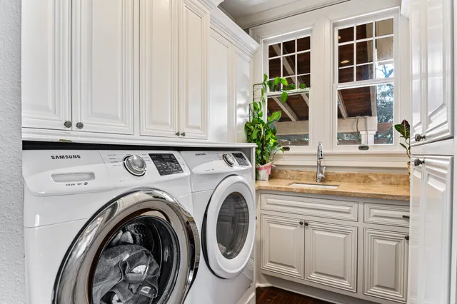 $889,000 | 1008 San Antonio Road, Crockett, TX 75835