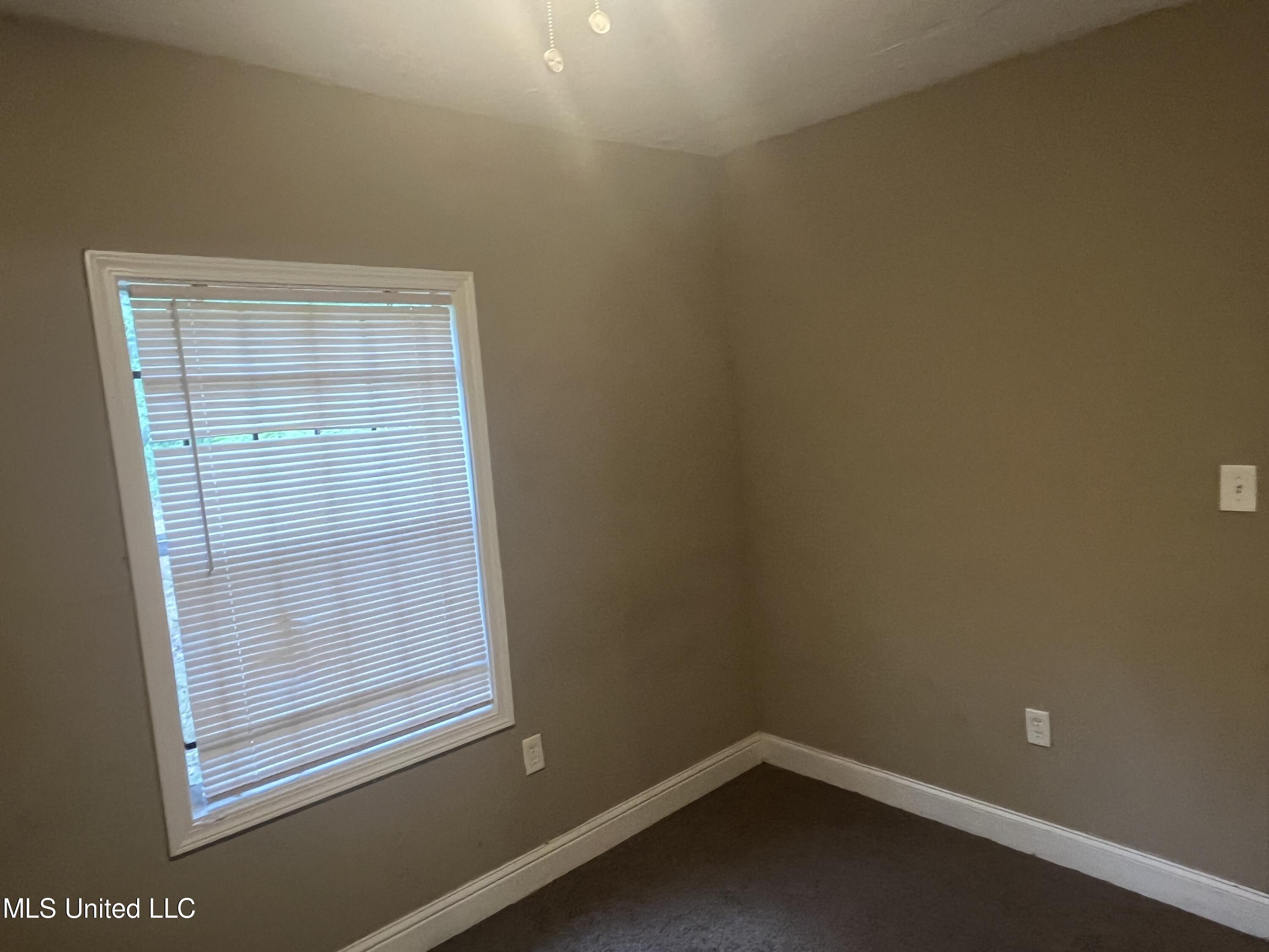 215 Vandergriff Street Jackson, MS 39209 - Photo 14 of 24 IMG_9535