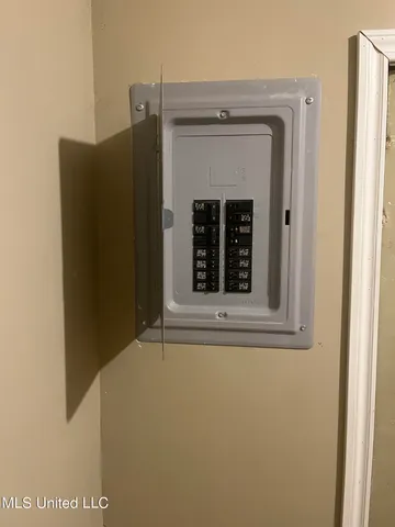 $37,500 | 215 Vandergriff Street, Jackson, MS 39209