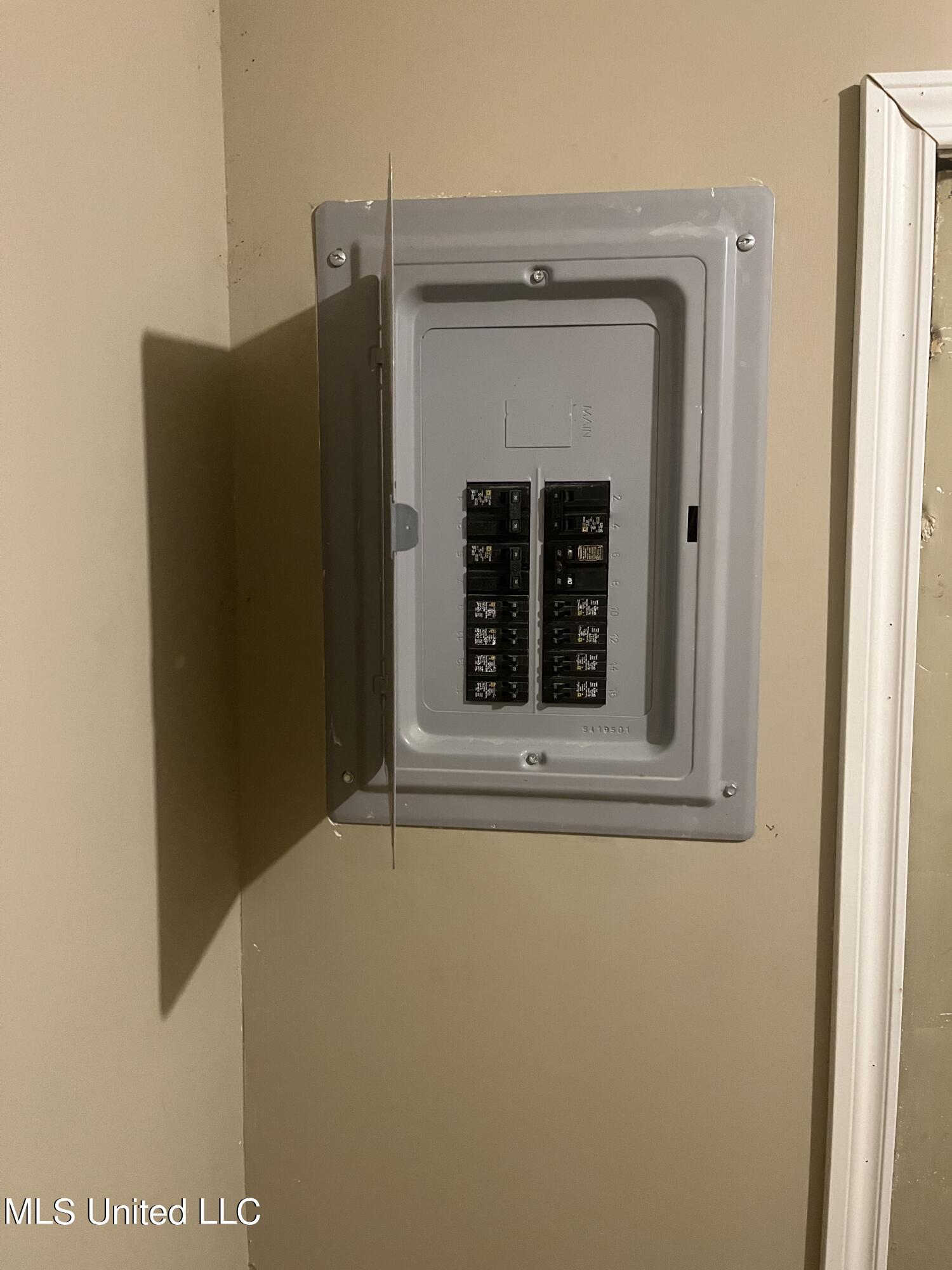 215 Vandergriff Street Jackson, MS 39209 - Photo 20 of 24 IMG_9547