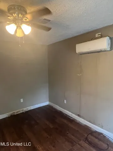 $37,500 | 215 Vandergriff Street, Jackson, MS 39209