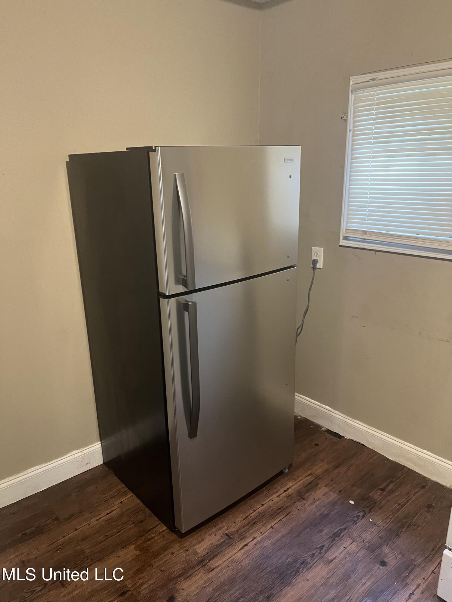 215 Vandergriff Street Jackson, MS 39209 - Photo 9 of 24 IMG_9542