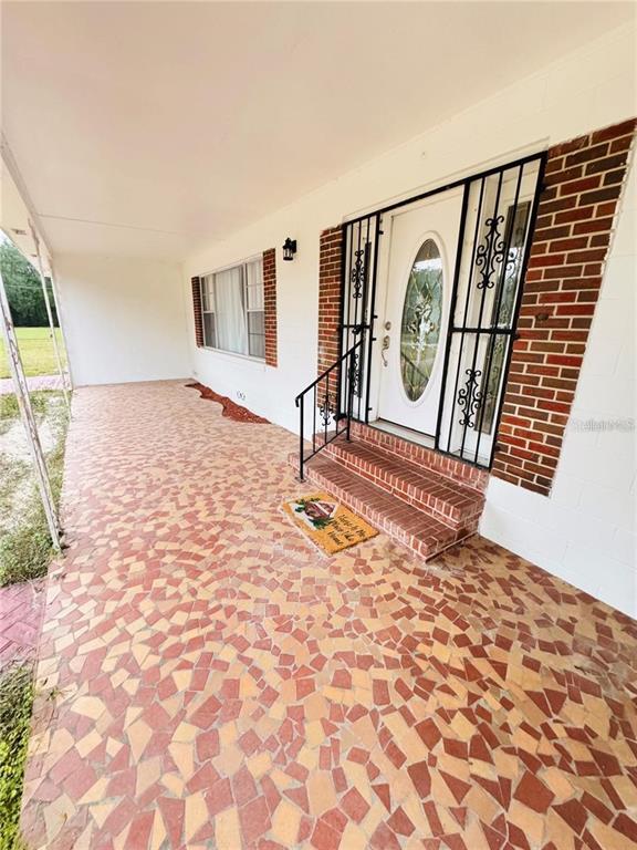 2022 Edgewood Road Leesburg, FL 34748 - Photo 2 of 26