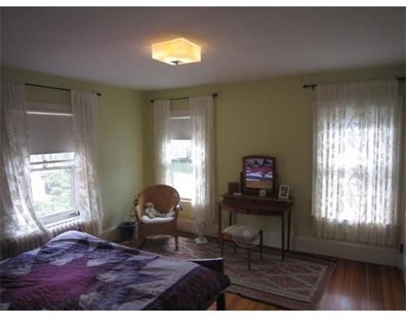153 Upland Road Cambridge, MA 02140 - Photo 33 of 36